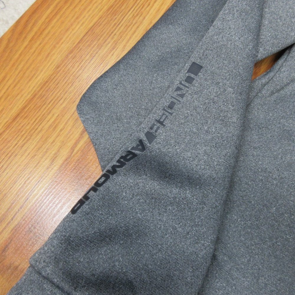 UNDER ARMOUR LOOSE FIT Mens 1/4 ZIP JACKET GRAY & BLACK Sz X-LARGE, XL - Picture 2 of 5